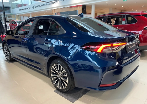 Toyota Corolla cena 124700 przebieg: 15, rok produkcji 2024 z Poznań małe 16
